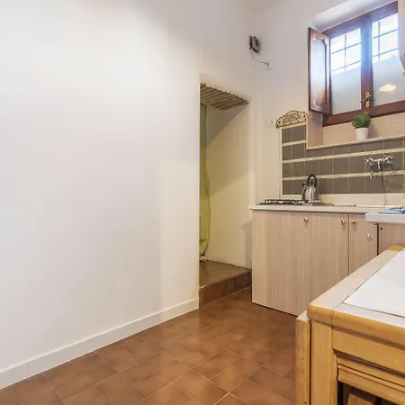 Guesthost - Montecitorio & Pantheon Stylish Flat