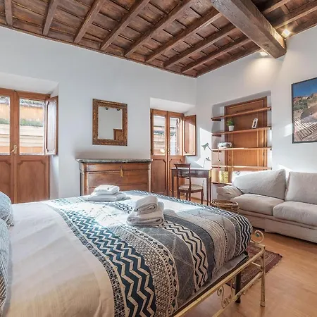 Apartamento Guesthost - Montecitorio & Pantheon Stylish Flat *